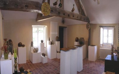 Expositions de céramique contemporaine au Couvent de Treigny